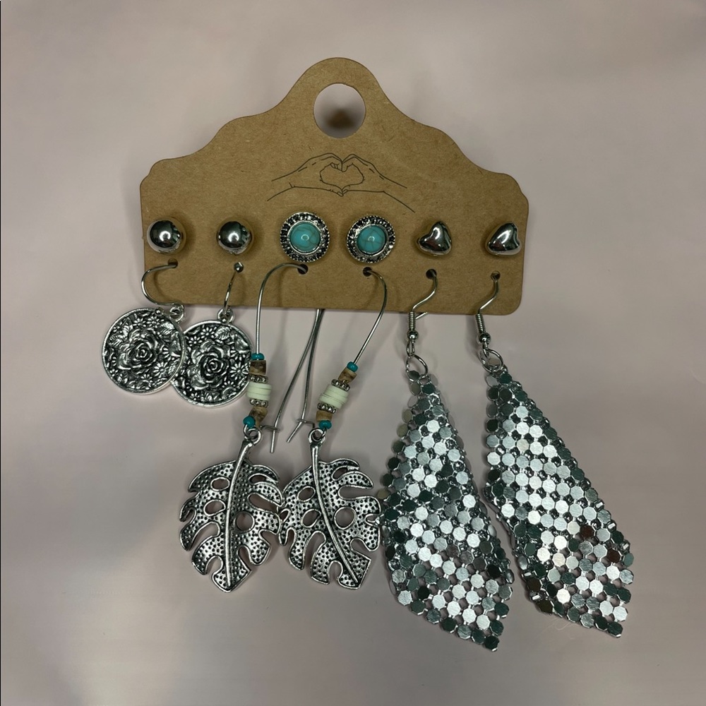 ⭐️ Beautiful Set of Earrings - 6 Pairs